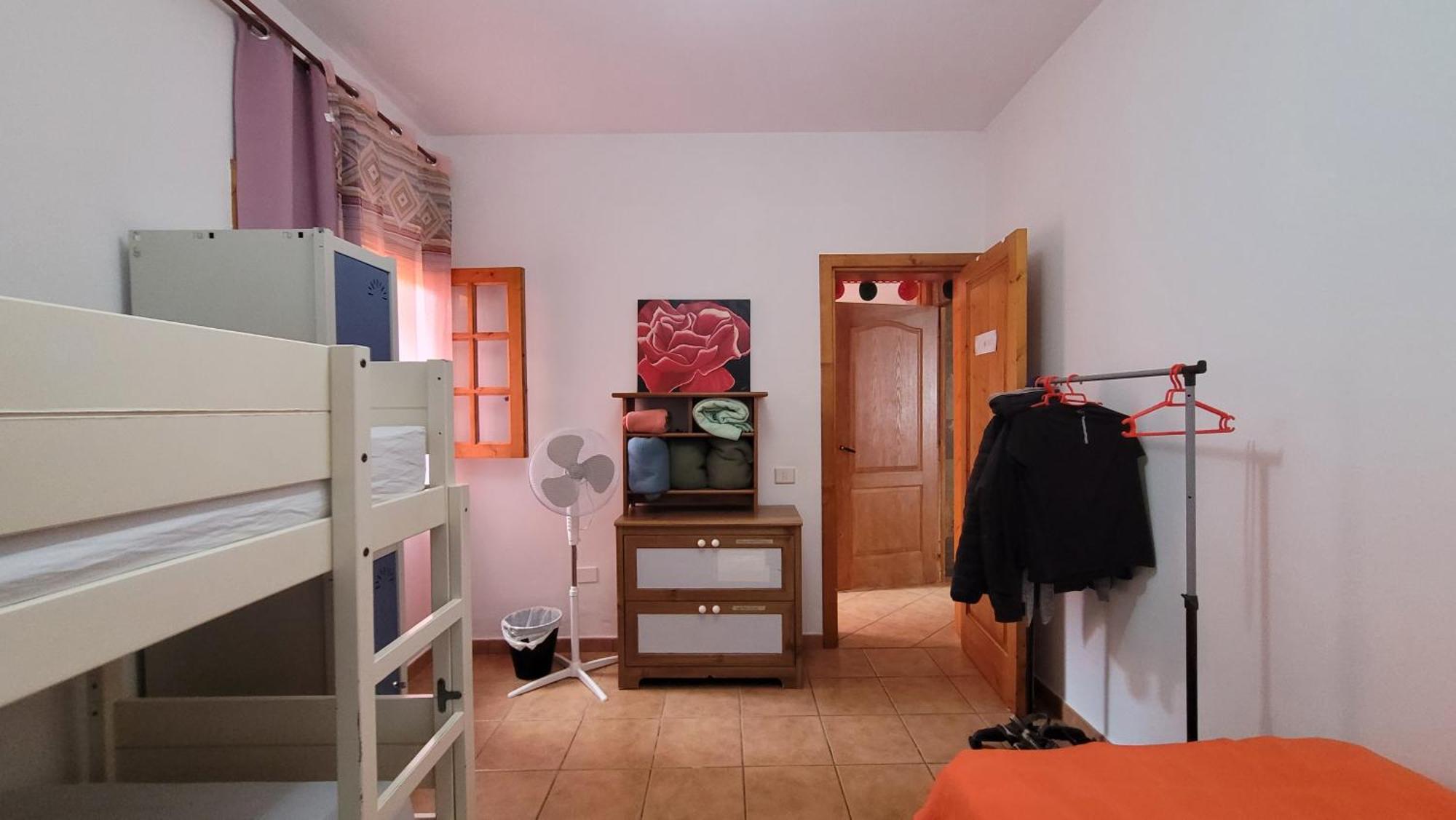 Eden Guesthouse Sardina Bilik gambar